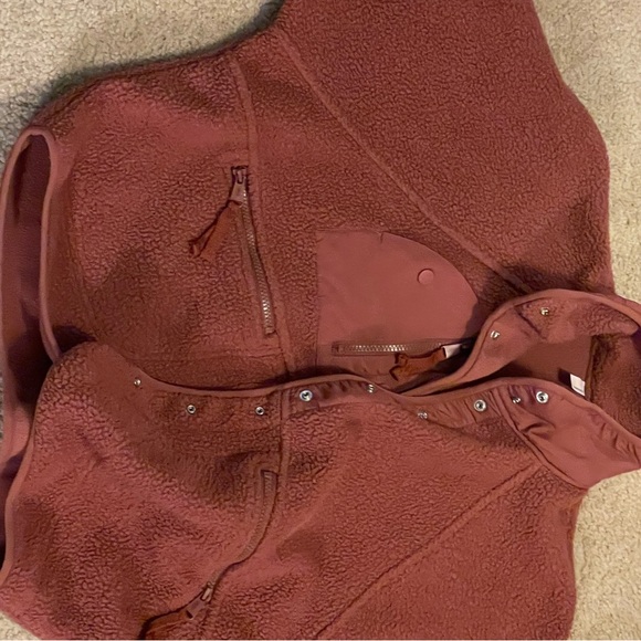 FP Free People movement Fleece. Pinkish orangey brown color. Hit the slopes. - Picture 11 of 11